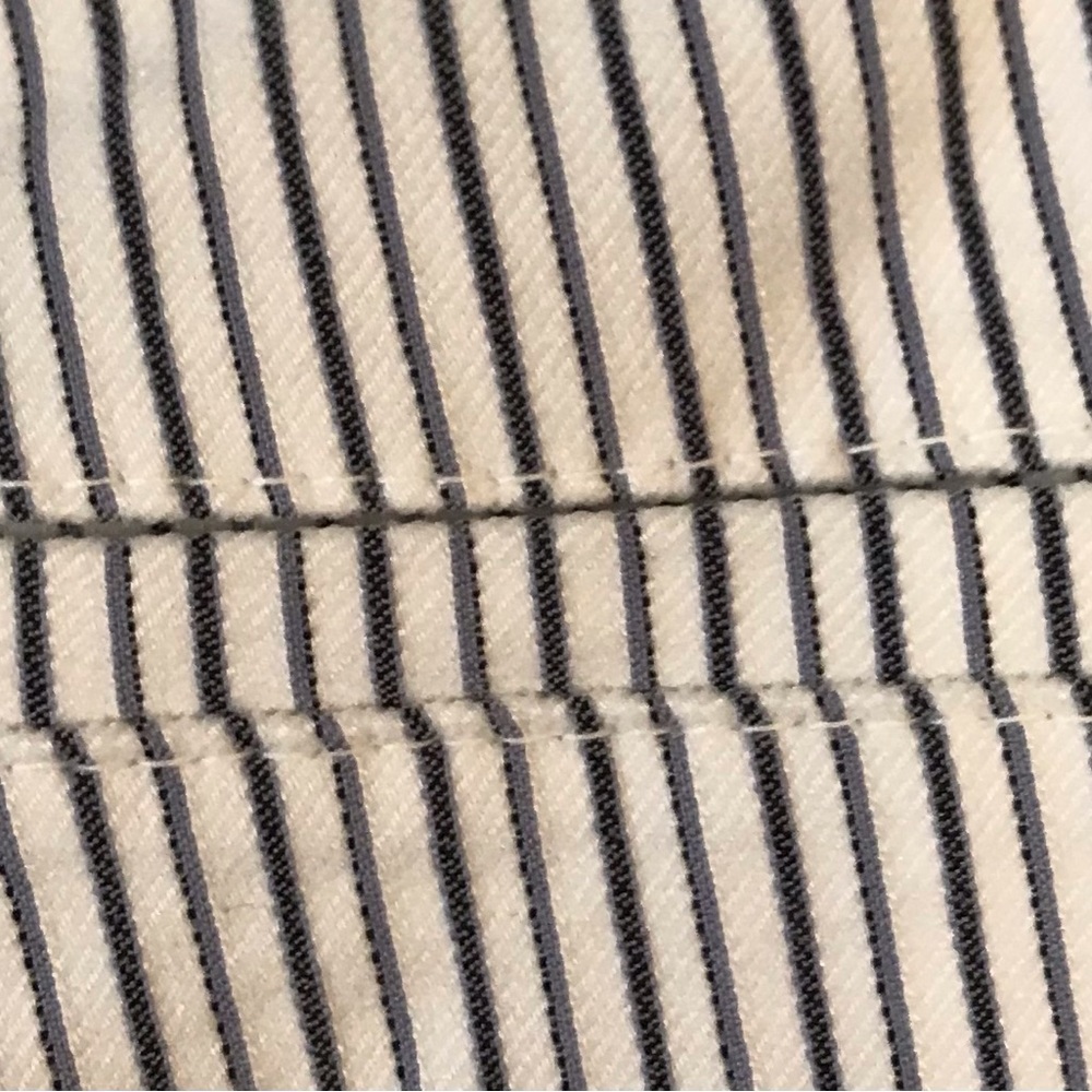 Hilary Radley Women’s Stretch Pull On Shorts Blue and White Stripes Size M - Picture 6 of 9